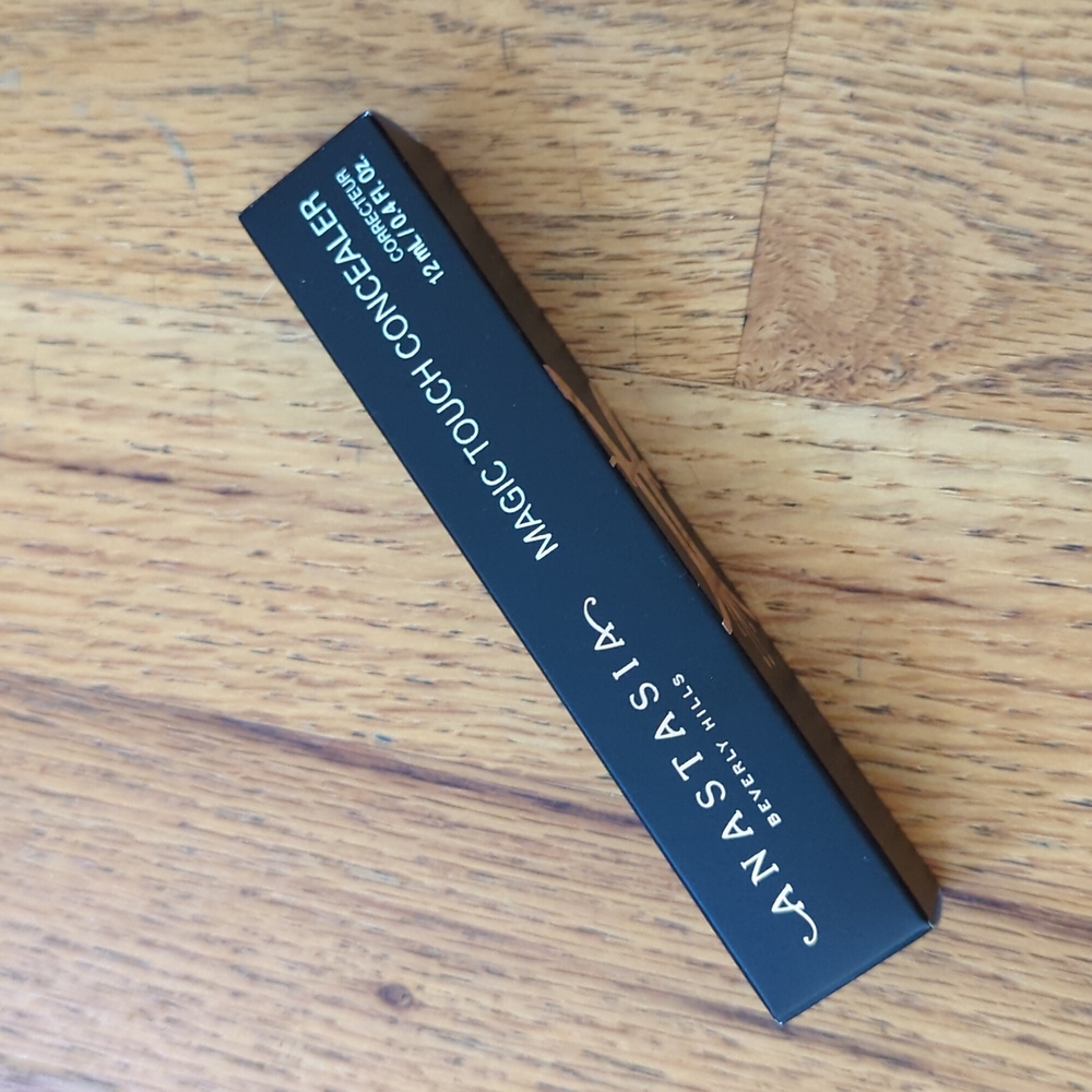 Anatasia Beverly Hills Magic Touch Concealer in 13